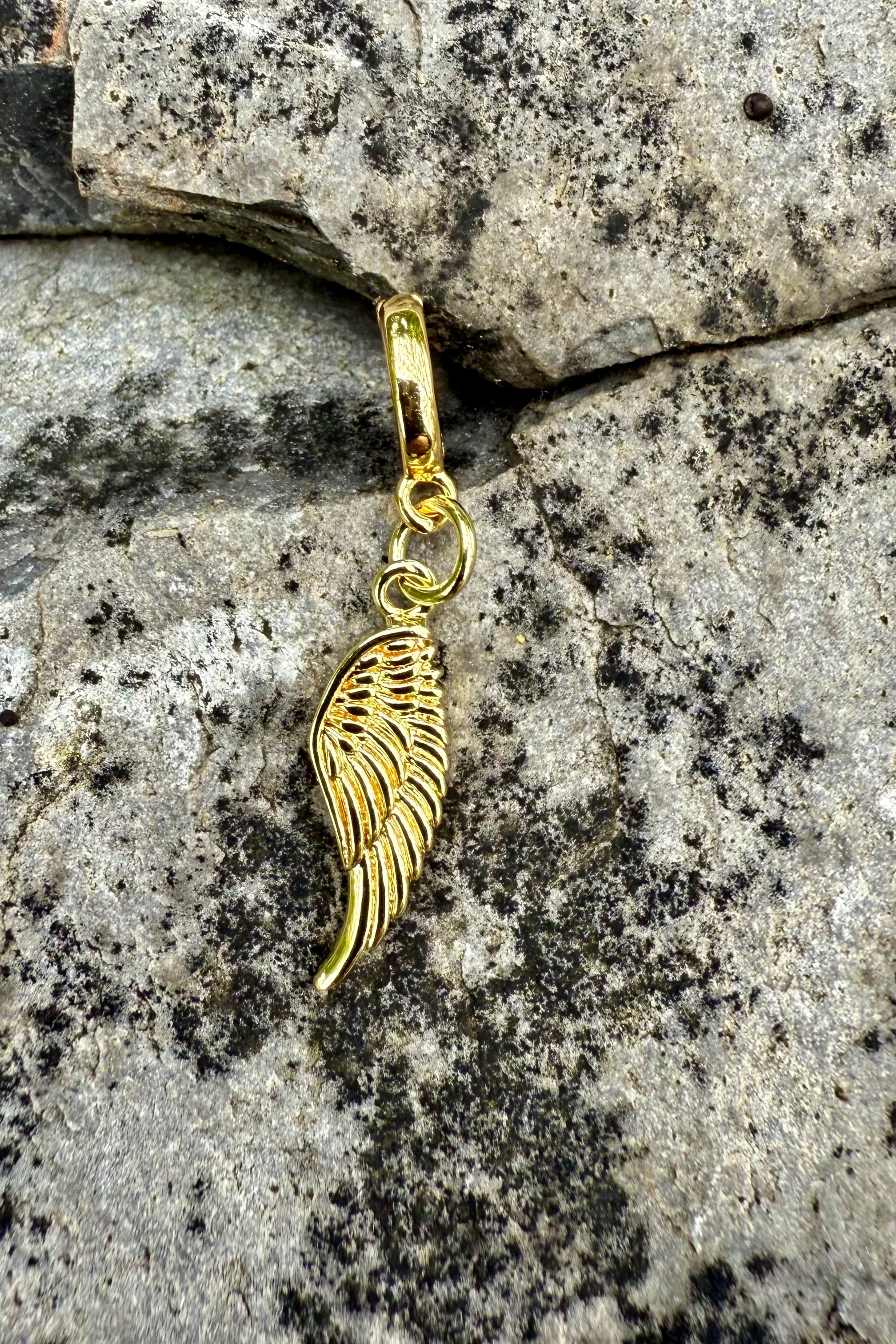 The Angel - Gold Wing Clip-on Charm
