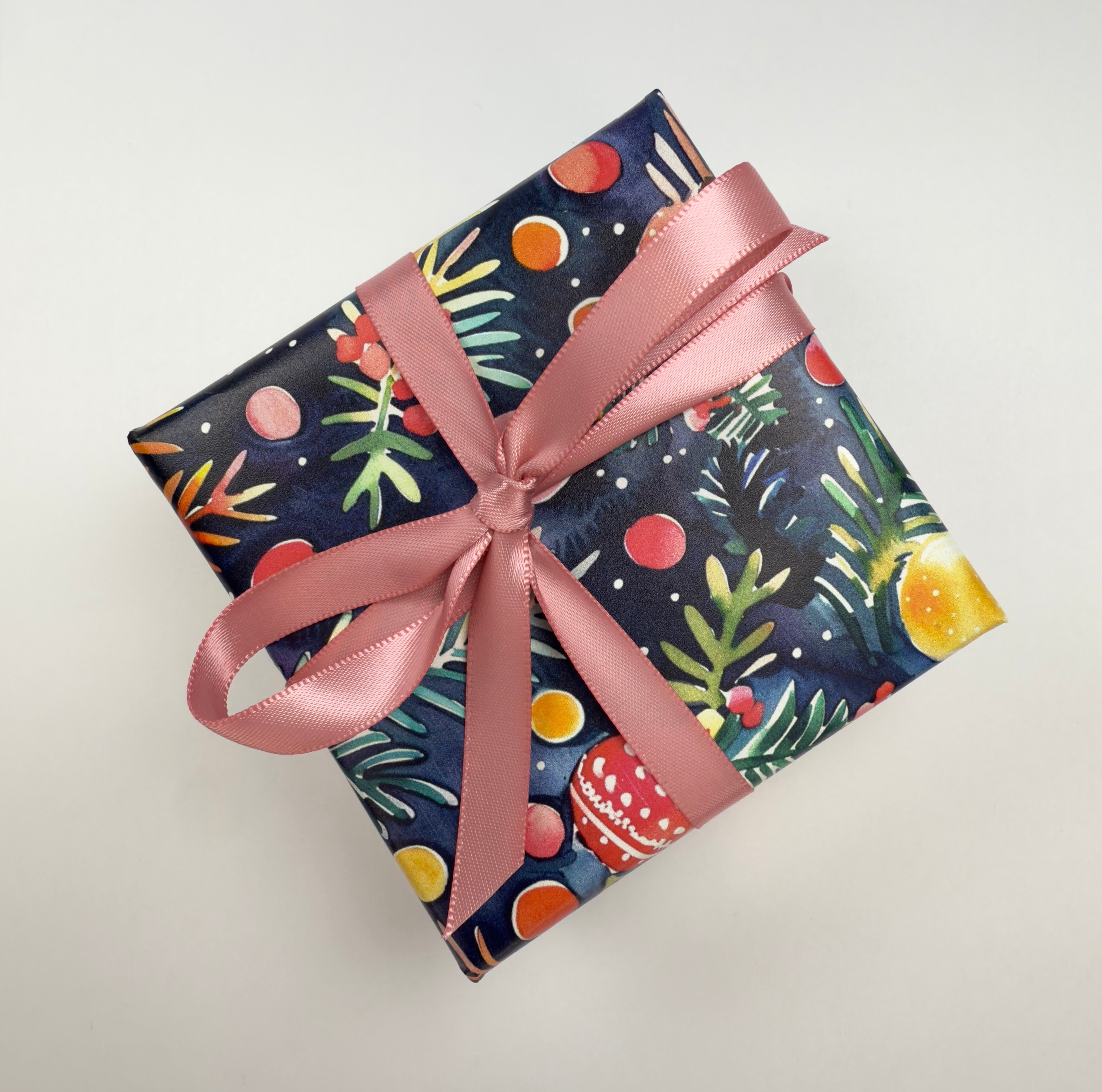 Holiday Gift Wrap Service