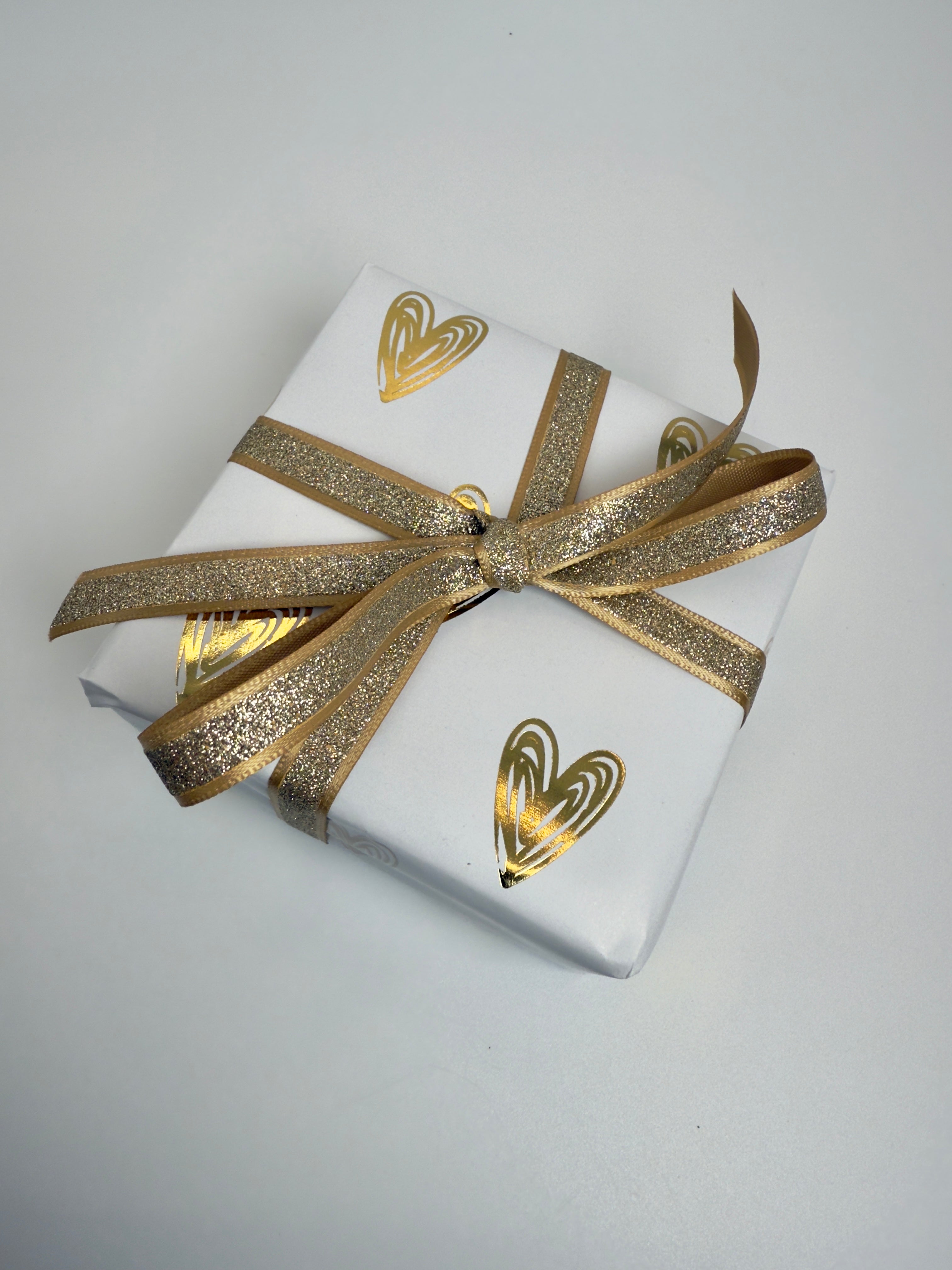 Gold Heart Gift Wrapping