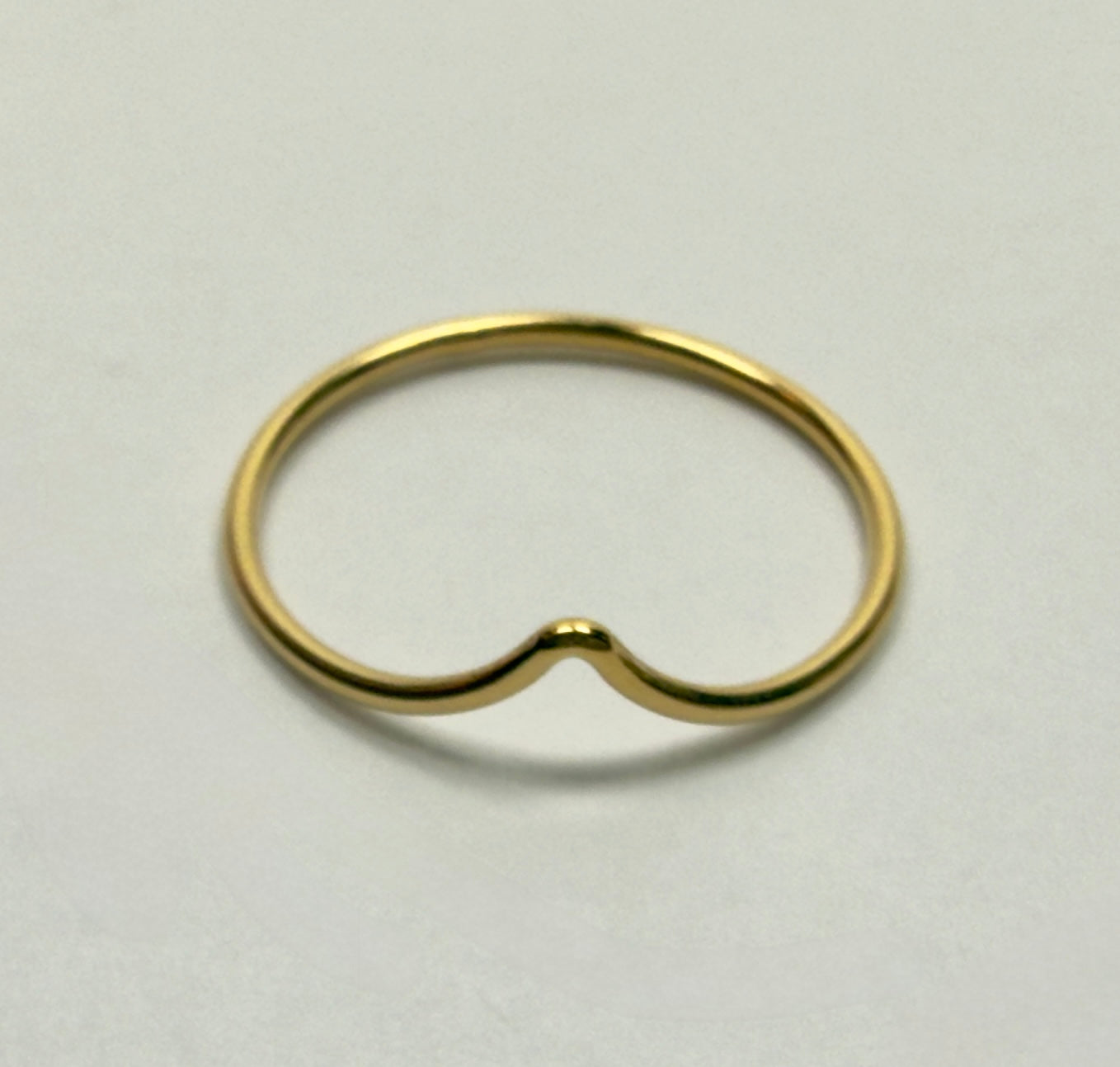 "V" Ring