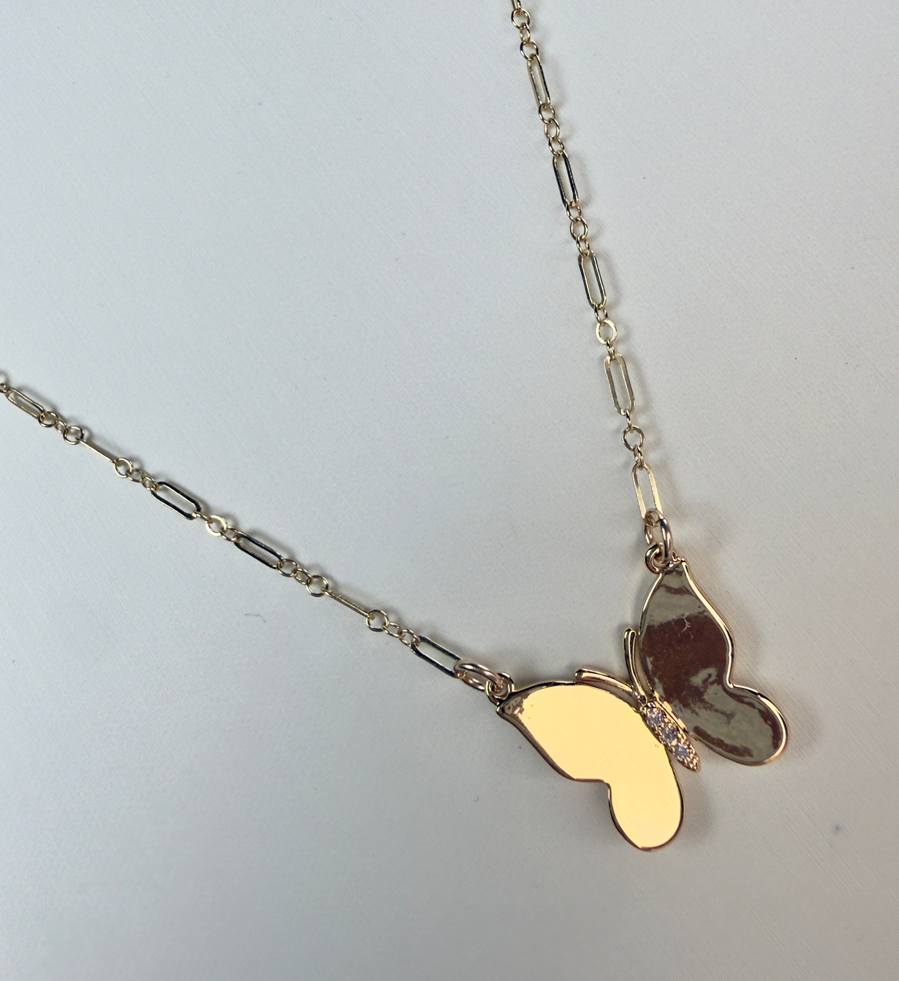 The Agnes - Split Butterly Wing Necklace