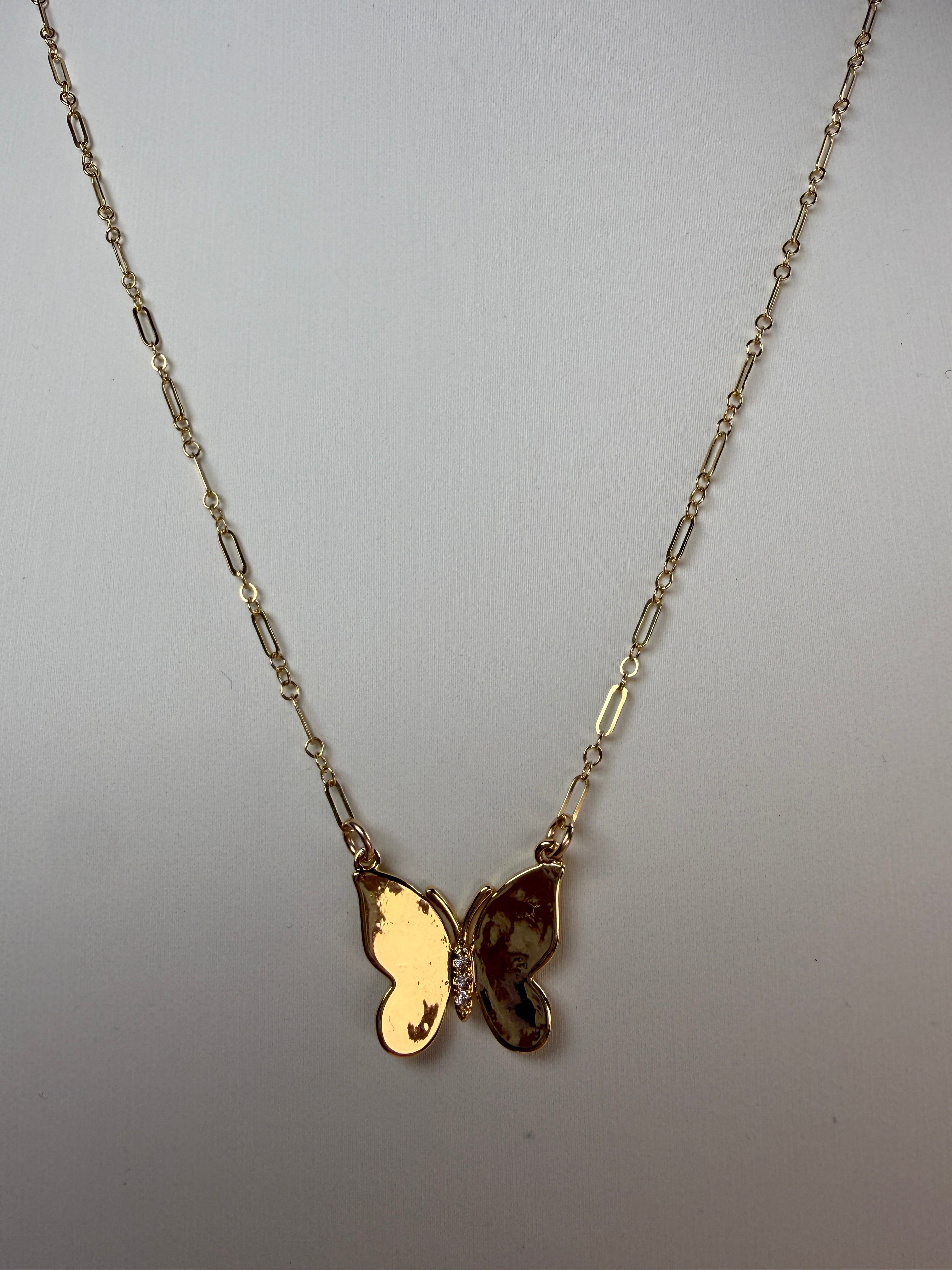 The Agnes - Split Butterly Wing Necklace