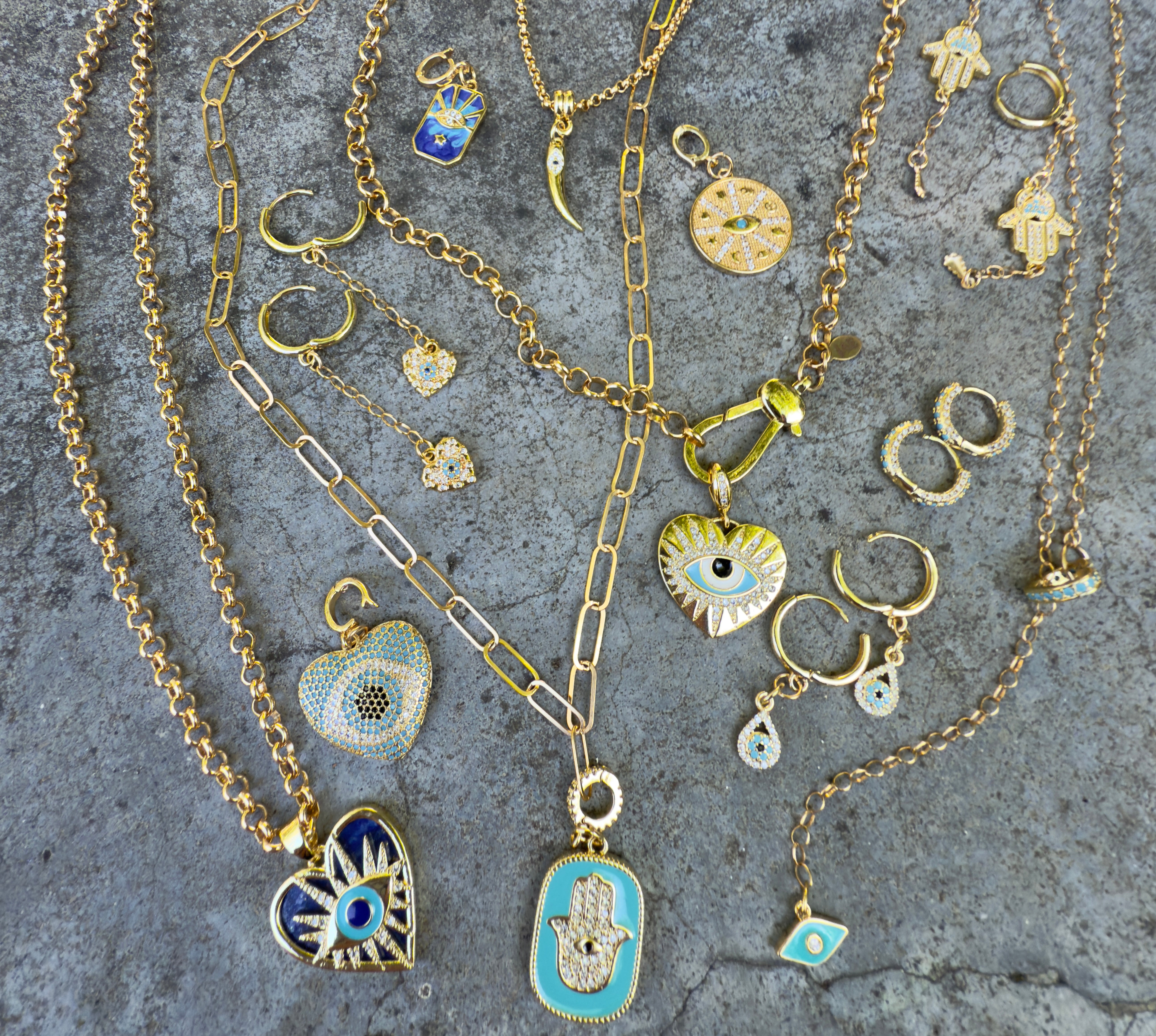 The Avery - Floating Heart and Evil Eye Charm Lariat Necklace