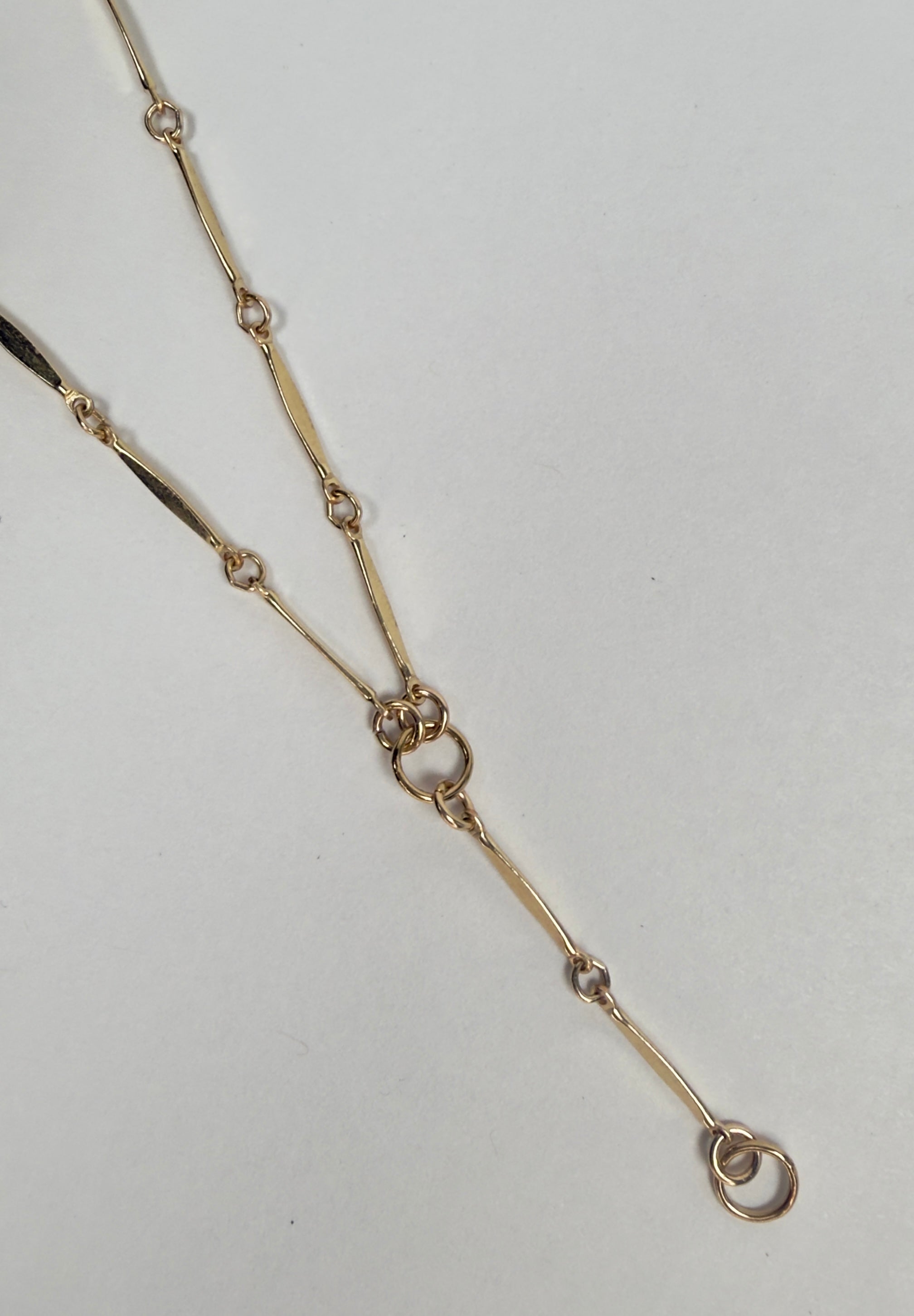 The Winslow - Hammered Bar Lariat Necklace