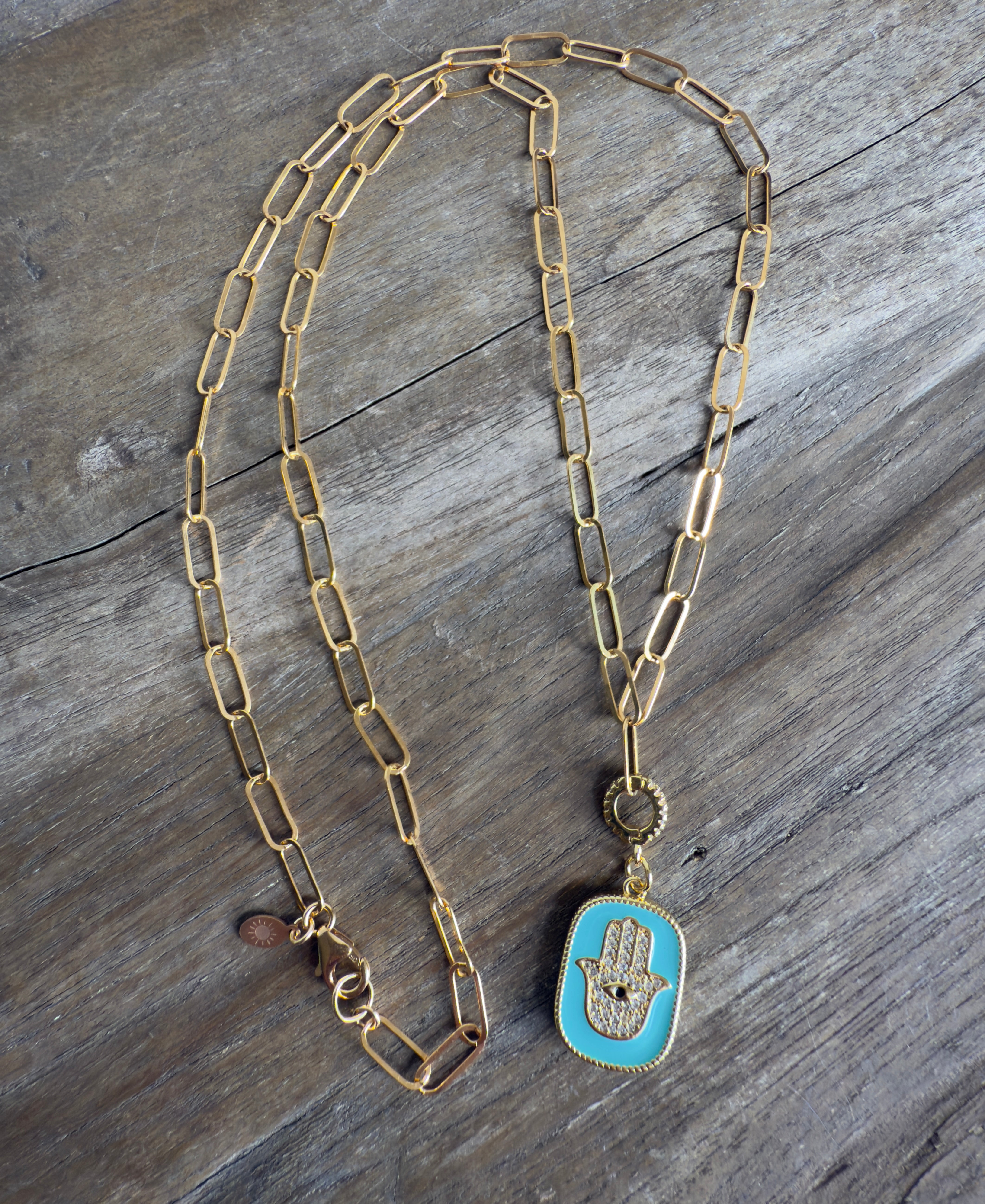 The Eva - Flat Paperclip Chain with Double-sided  Removable Hamsa Hand Pendant