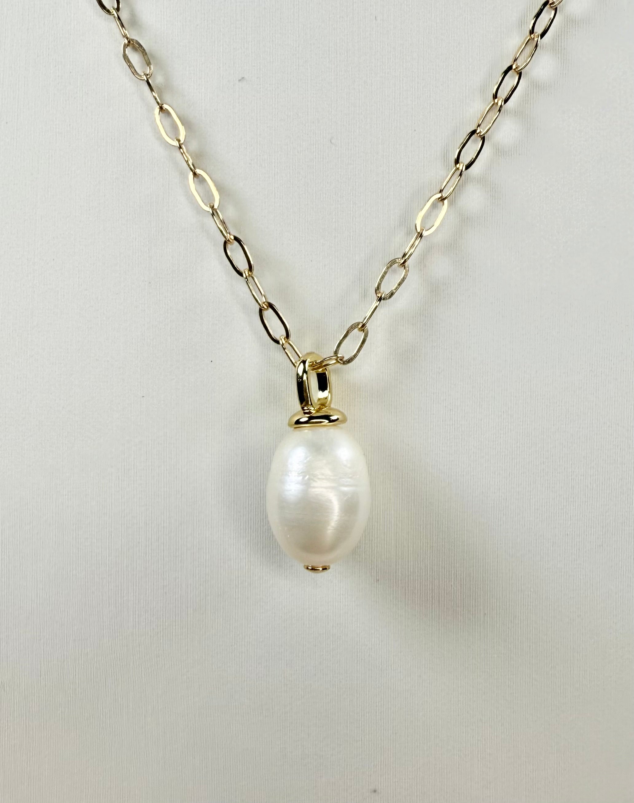 The Morgan - Freshwater Pearl Pendant