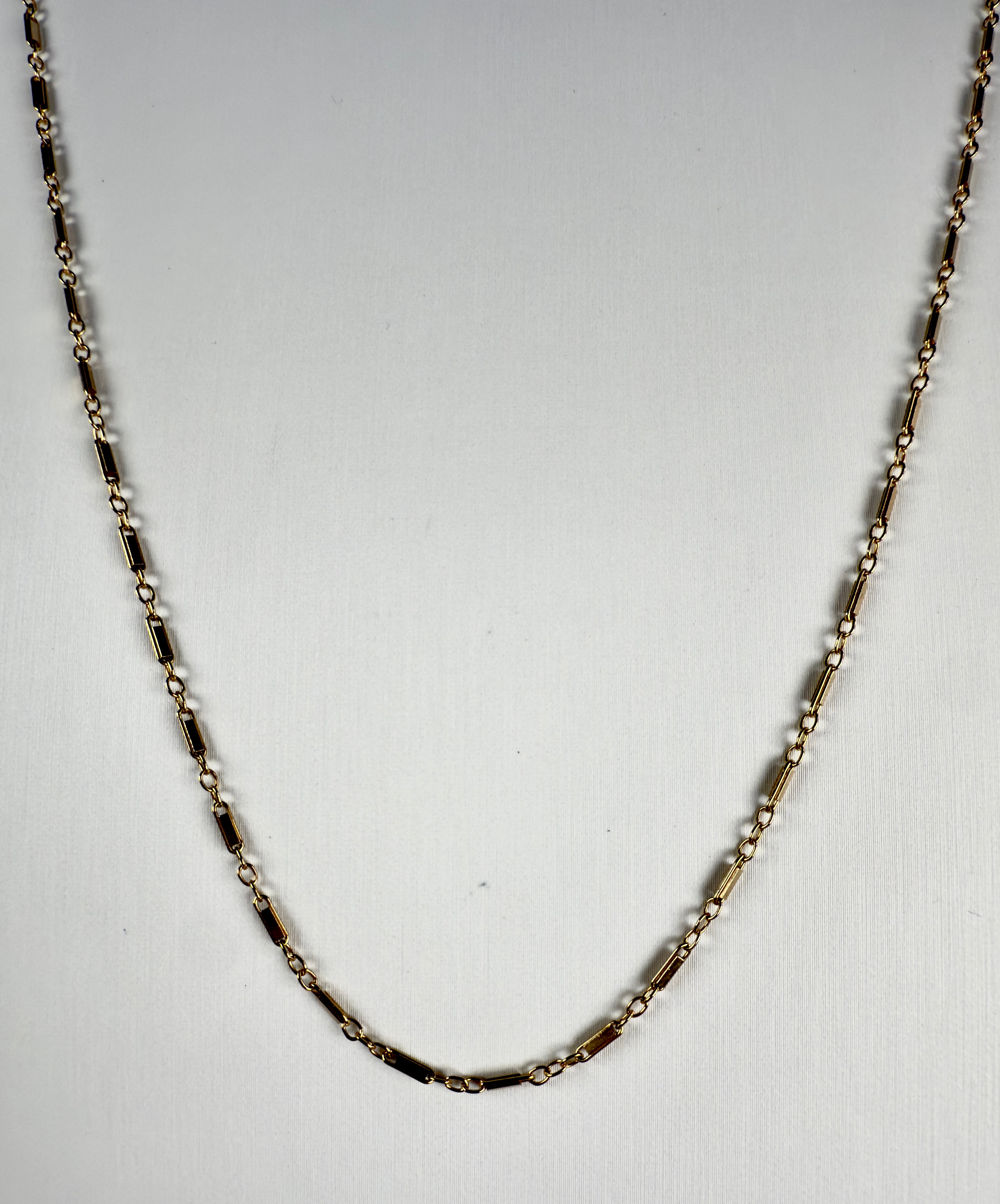 The Coco - Gold Bar and Chain Necklace