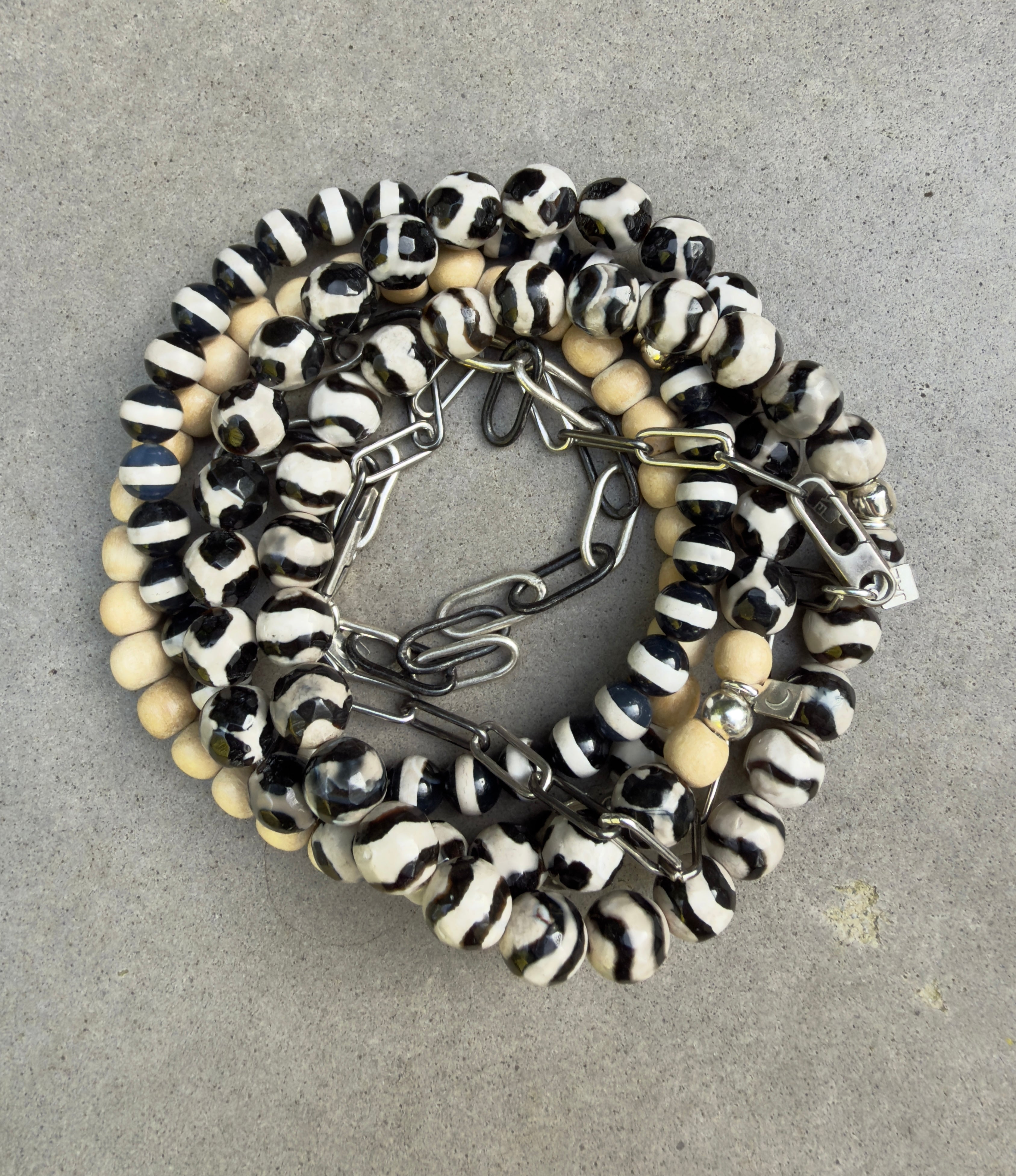 The Barson - Wood with Jasper and Agate Accents Beaded Bracelet