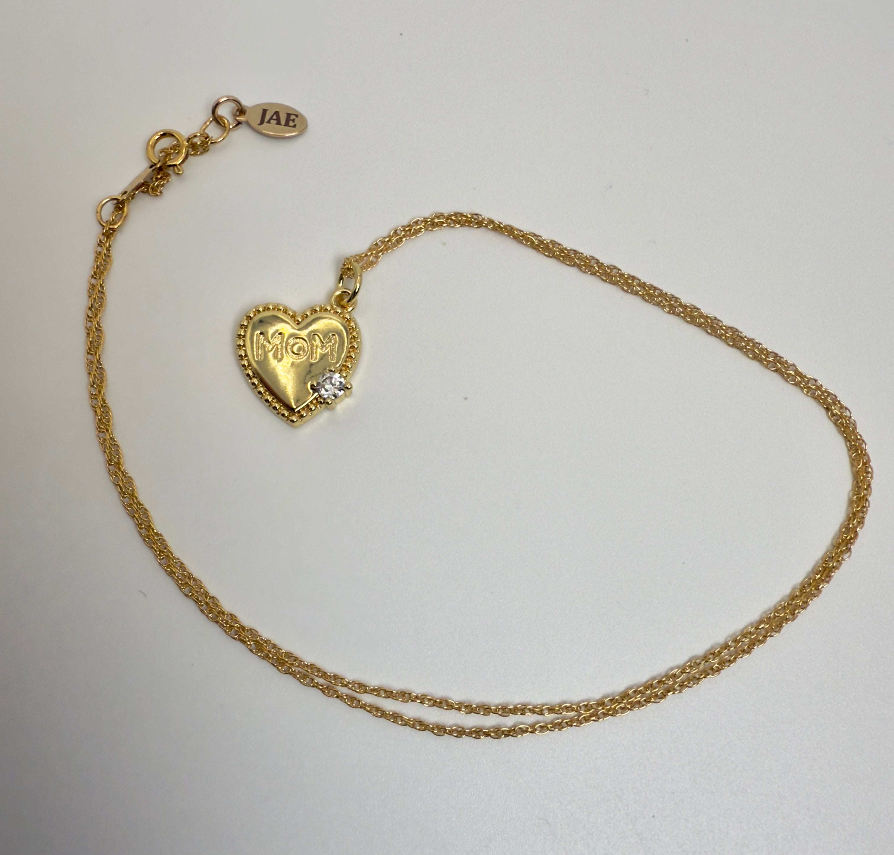 "Mom Heart" Necklace