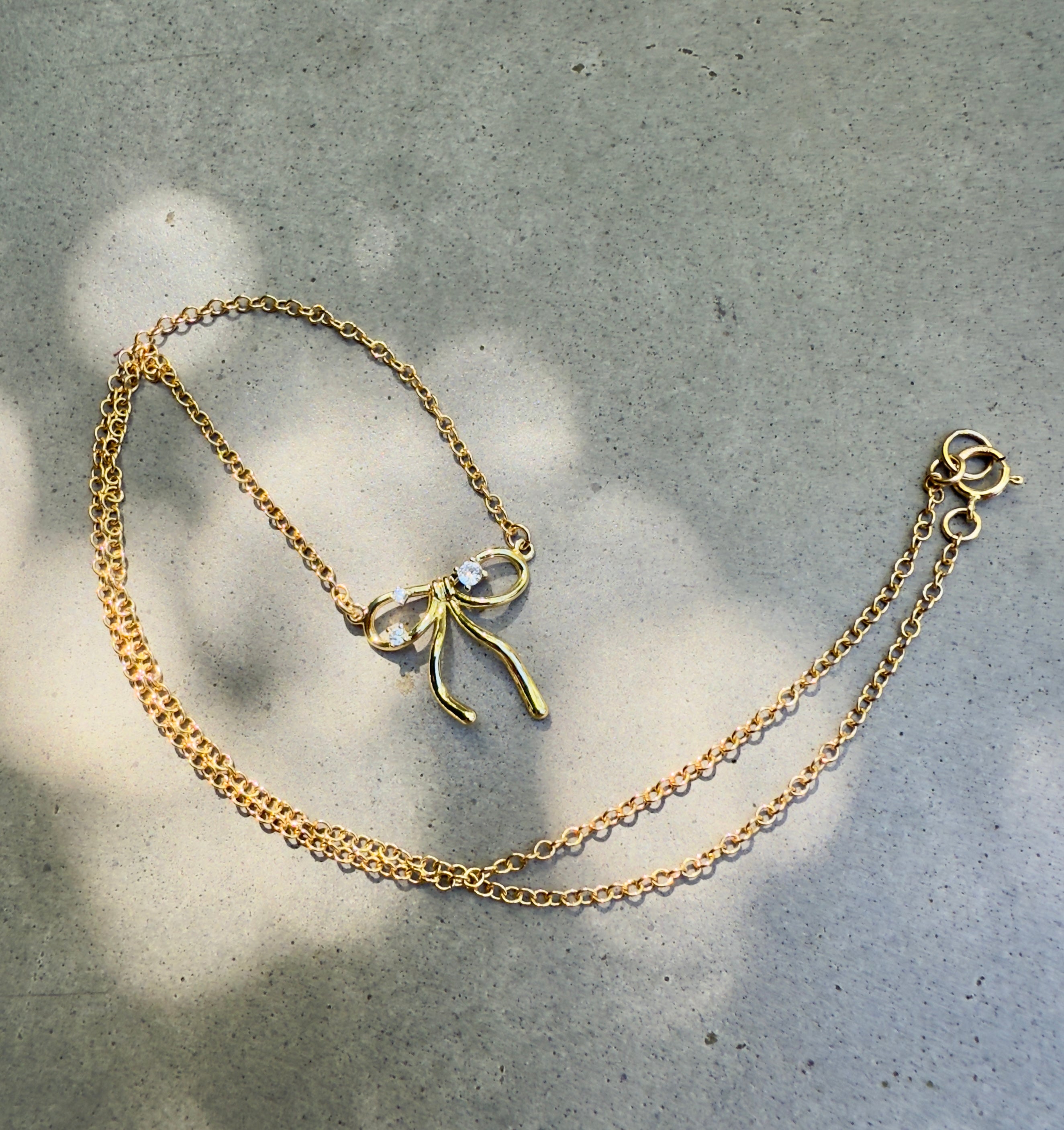 The Viveka - Bow Connecting Chain Necklace