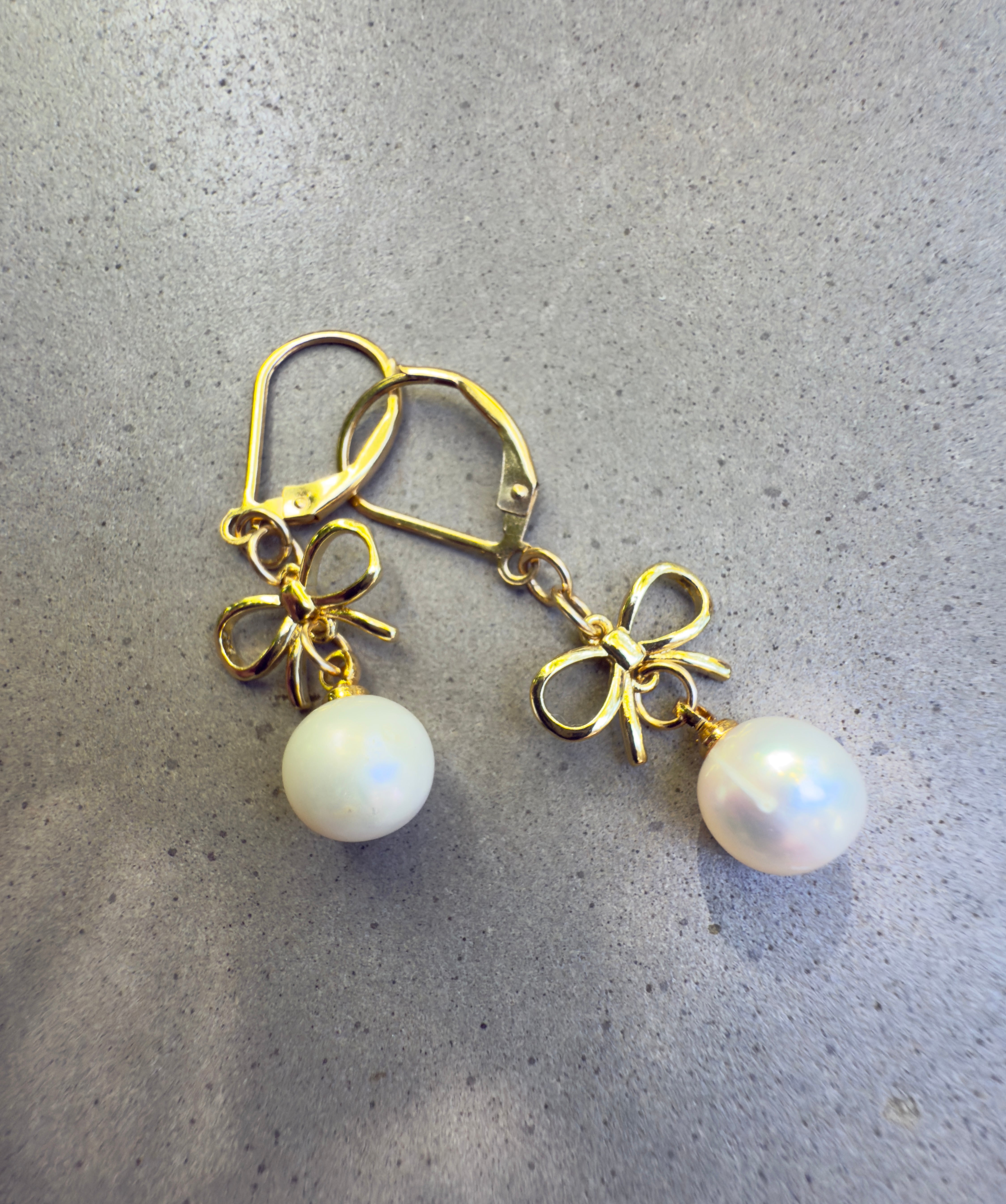 The Gable - Bow and Pearl Drop Leverback Earrings