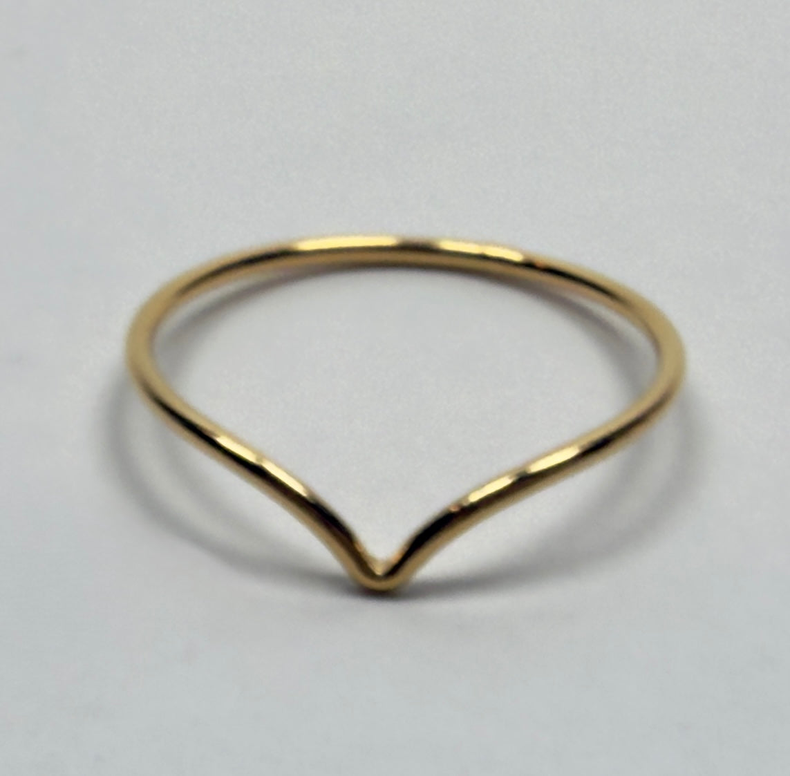 "V" Ring