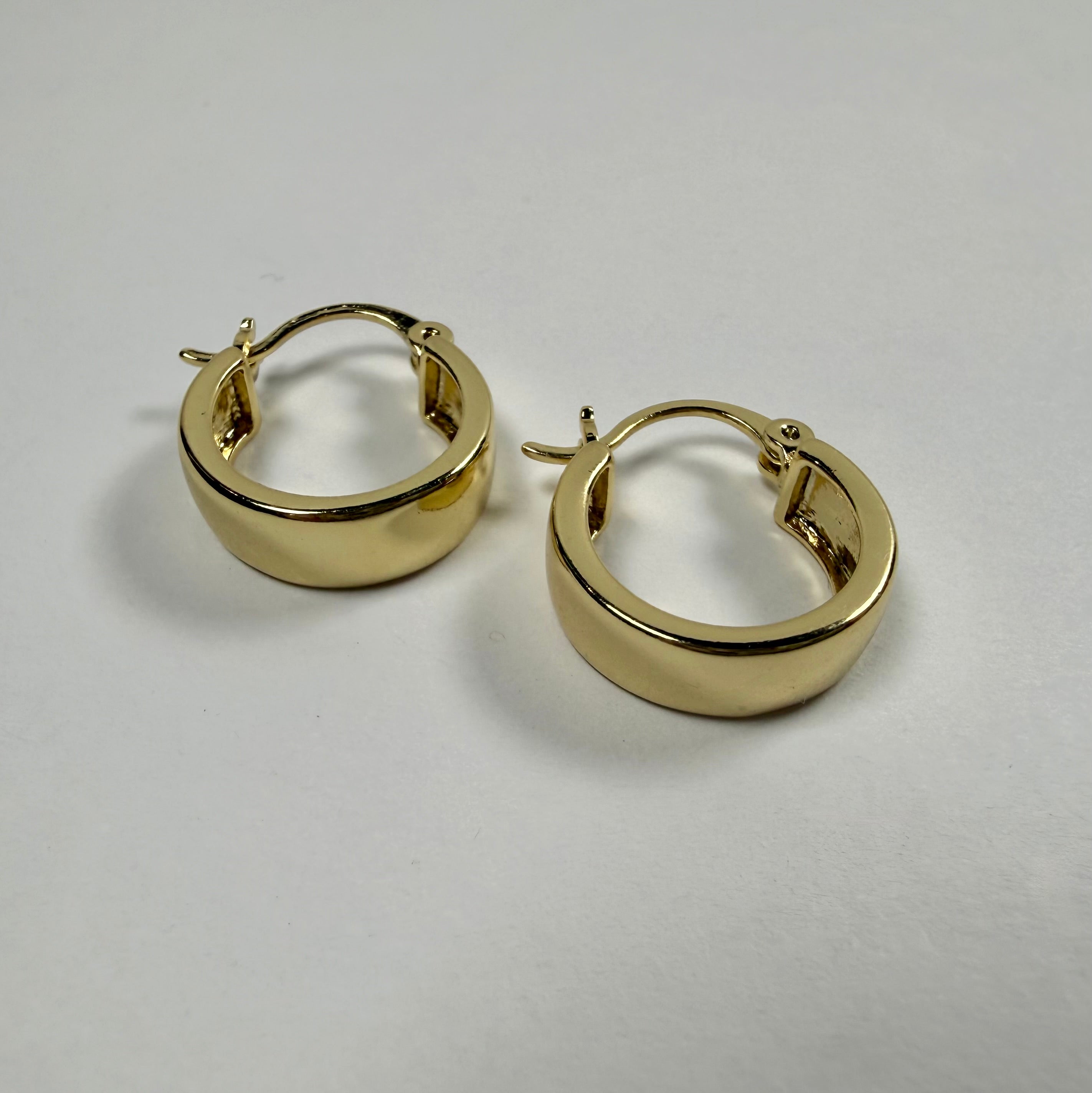 The Bree - The Gold Wide Huggie Hoop Earring