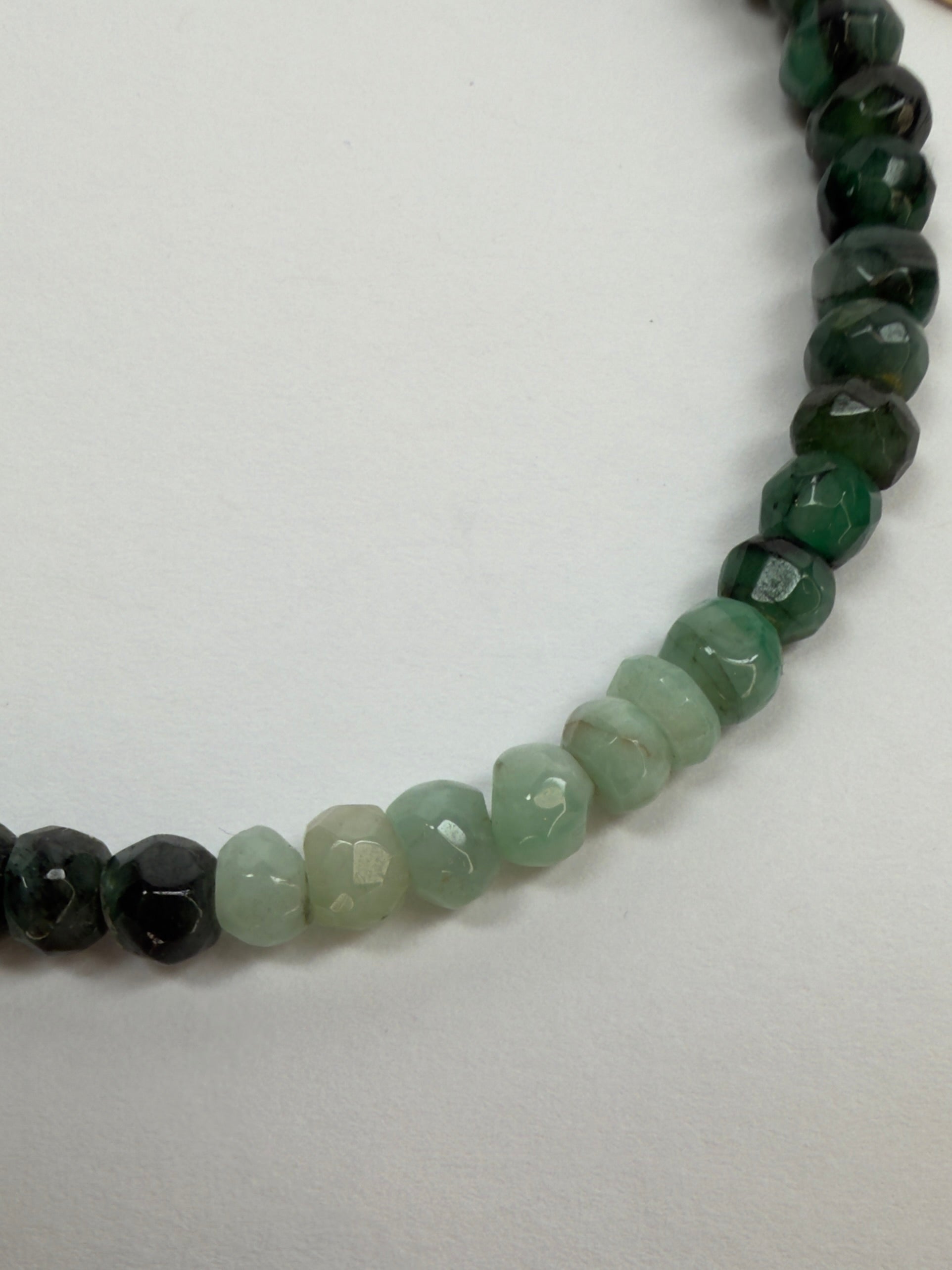 The Delphine - Shaded Emerald Beaded Bracelet