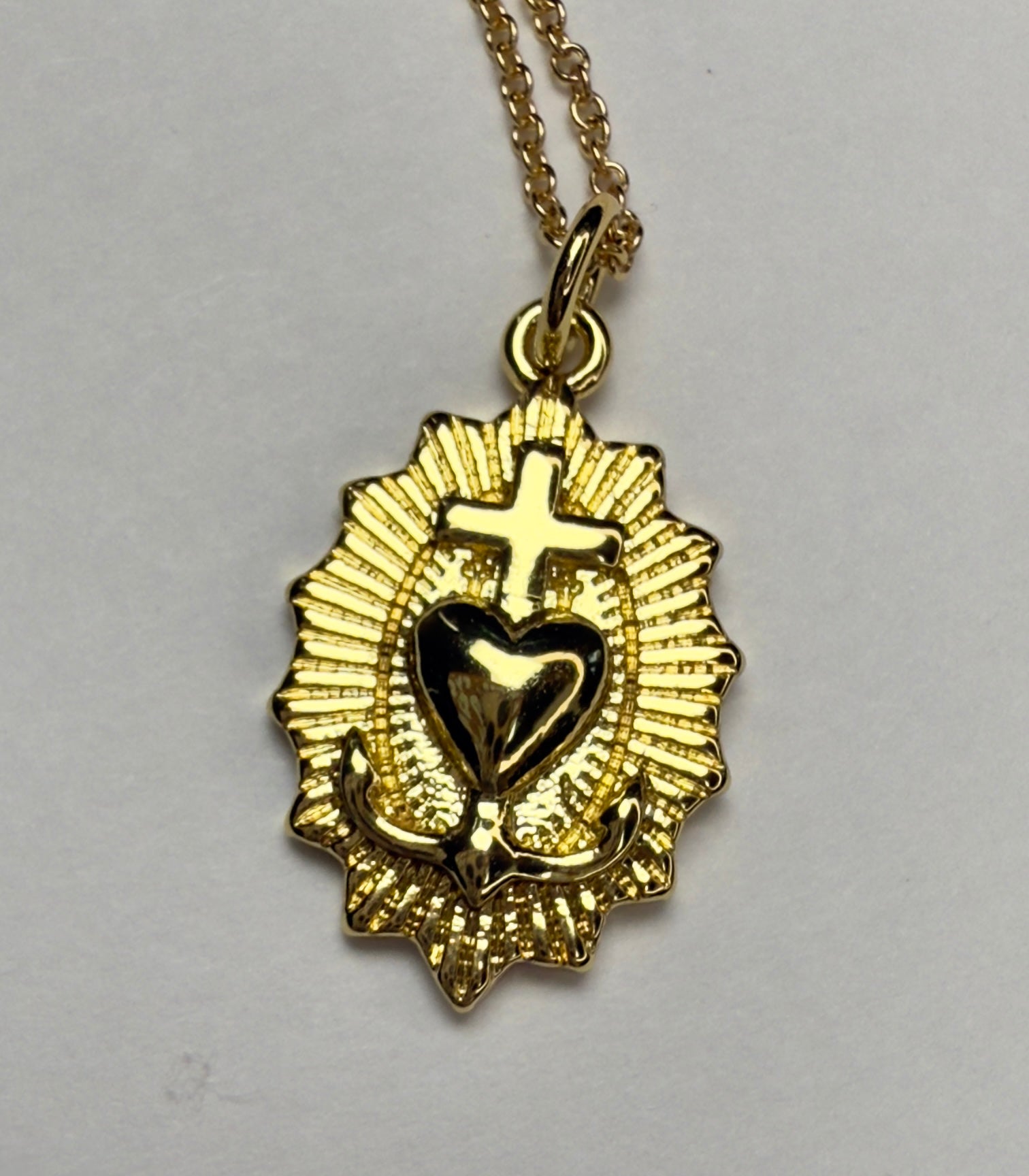 Cross, Anchor & Heart Necklace - Adjustable to 22"