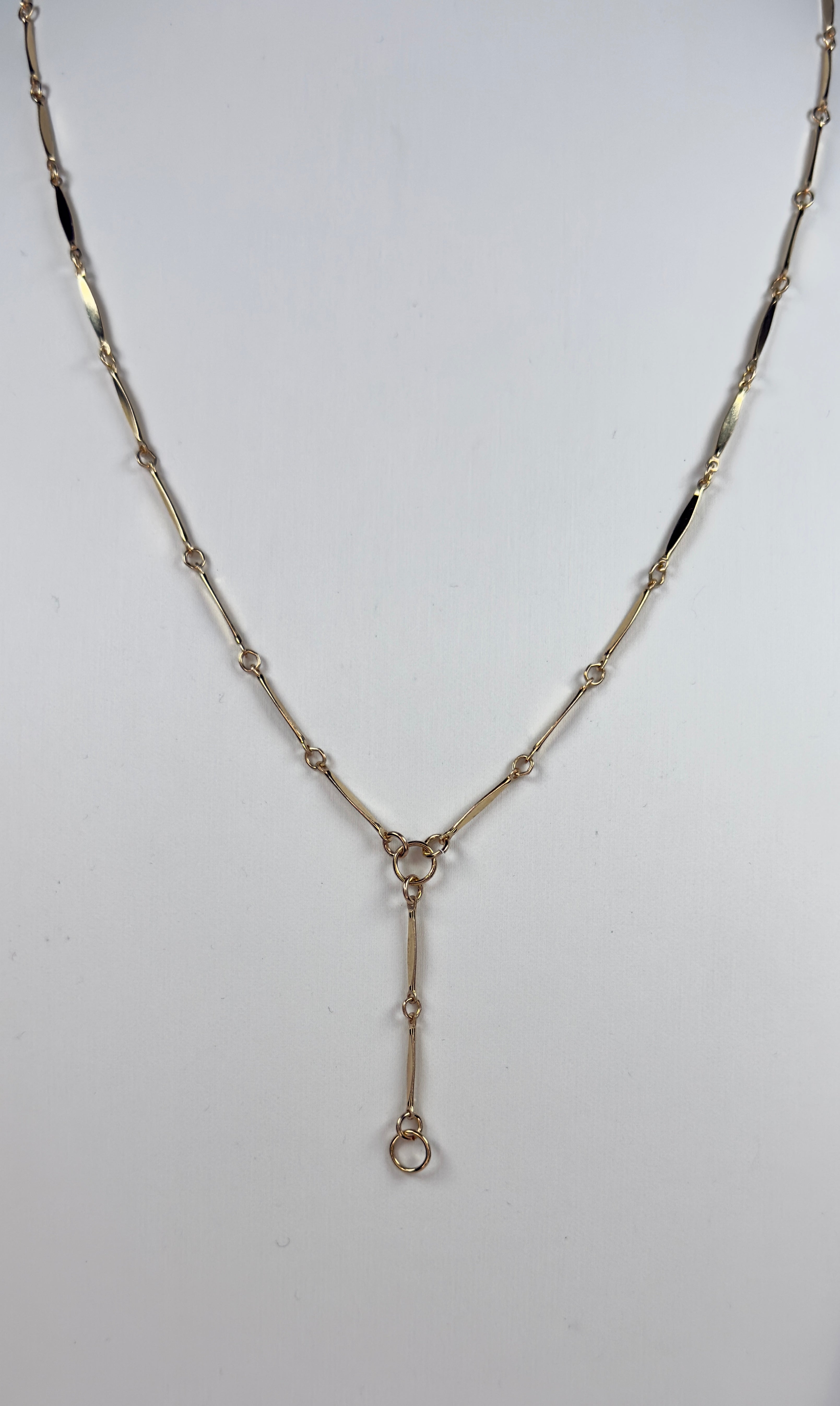 The Winslow - Hammered Bar Lariat Necklace